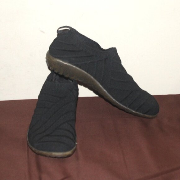 EC LADIES NAOT KNIT SLIP ON SNEAKERS - 8 (39) BLACK - Picture 1 of 6